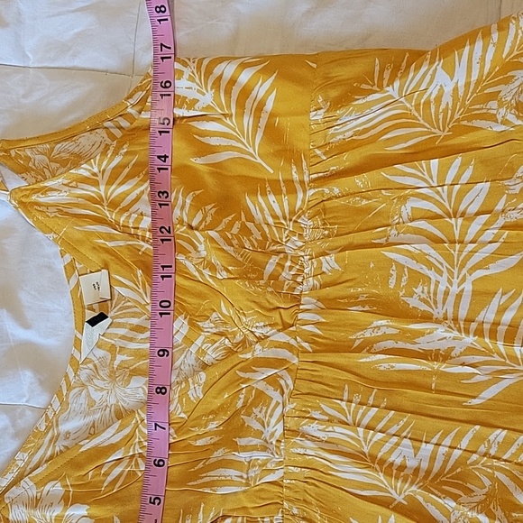 Roxy womens Mineral Yellow Floral Ruffle strap blouse size large - Picture 3 of 12